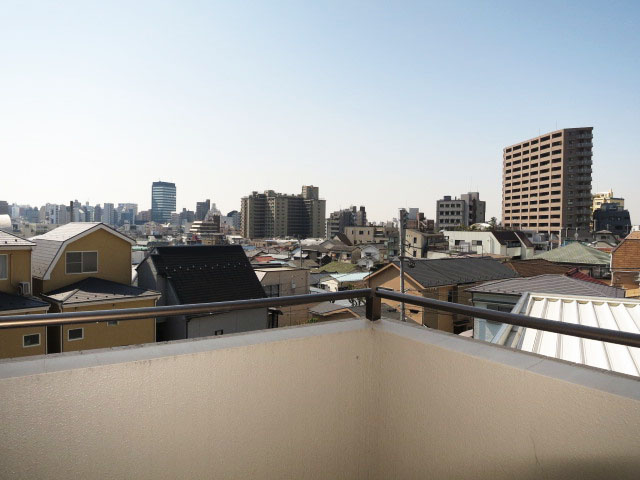 約6.8帖の洋室　バルコニー