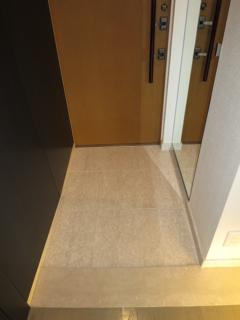 玄関もワンランク上の高級感