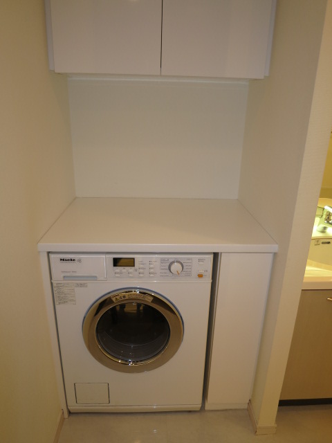 ミーレ社の洗濯機付
