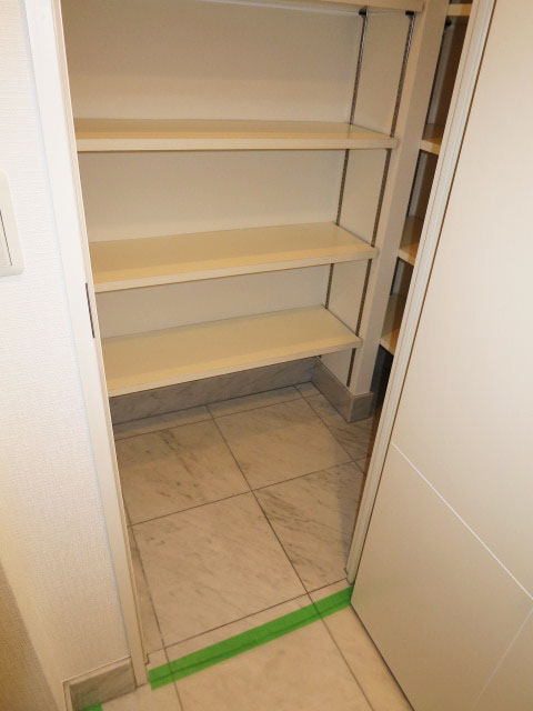 大容量のシューズインクローク