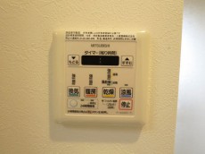 シャトレー渋谷　浴室換気乾燥機設置されてます！