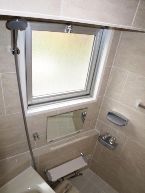 シャトレー渋谷　バスルームにも窓があります