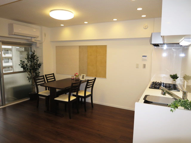 第23宮庭マンション　約11.1帖のリビングダイニングキッチン