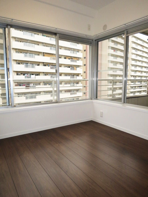 第23宮庭マンション　約4.5帖の洋室