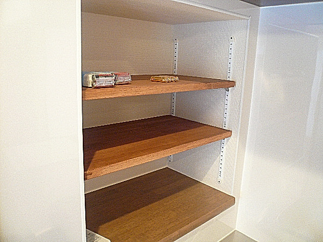 キッチン　可動式棚