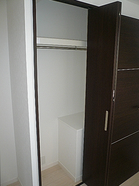 ビラ自由ヶ丘　クローゼット