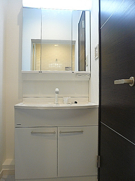 ビラ自由ヶ丘　洗面化粧台