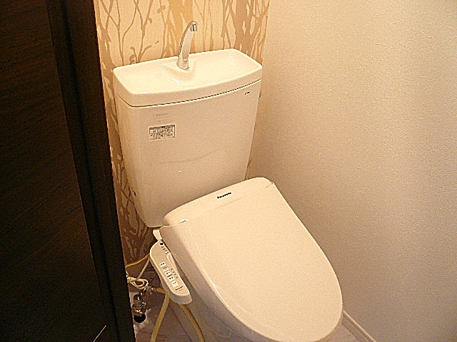 ビラ自由ヶ丘　ウォシュレット付トイレ