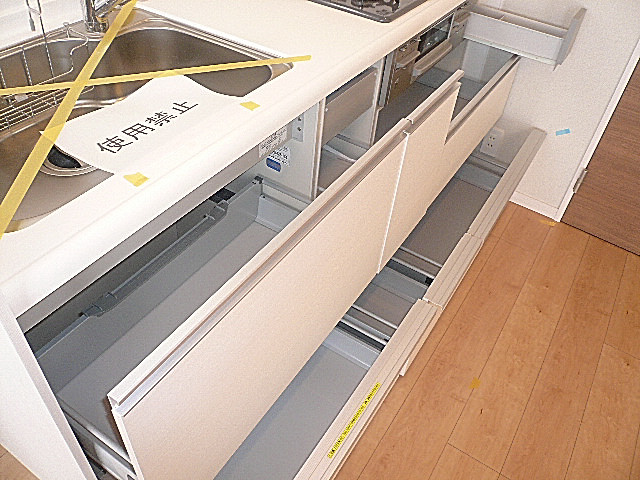 キッチン　収納