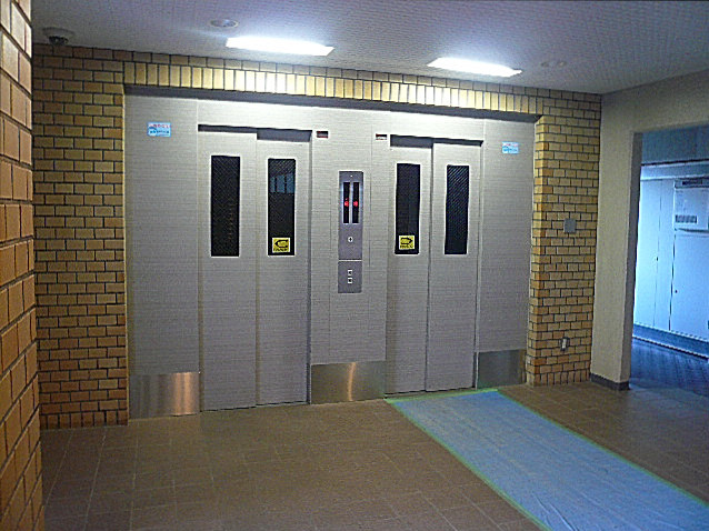 多摩川芙蓉ハイツ　エレベーター