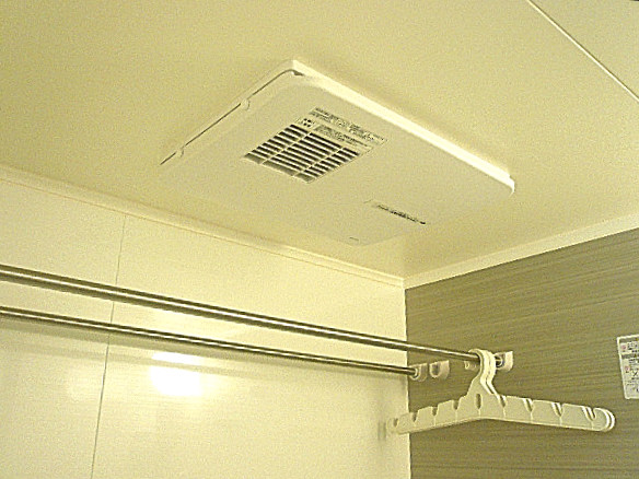 多摩川芙蓉ハイツ　浴室換気乾燥機付き