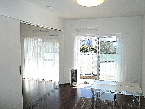 多摩川芙蓉ハイツ　約11.8帖のＬＤＫ