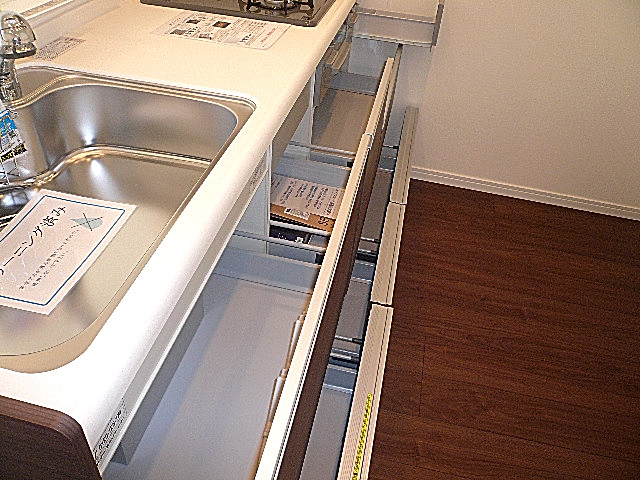 多摩川芙蓉ハイツ　システムキッチン