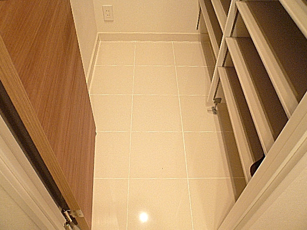 ライオンズマンション広尾第2　シューズインクローゼット