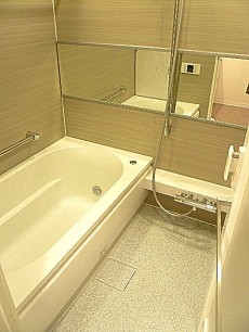 ライオンズマンション広尾第2　浴室換気乾燥機付バスルーム