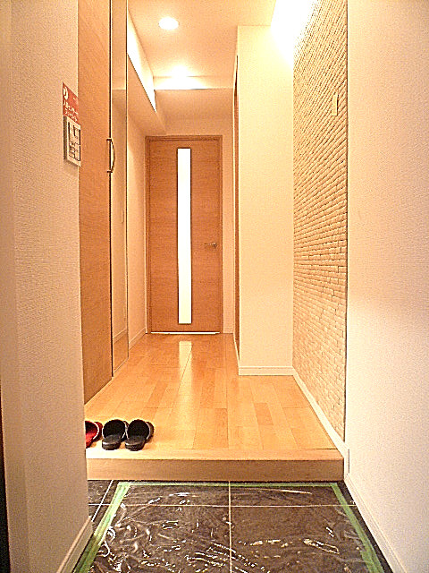 ライオンズマンション白金第2　広々とした玄関ホール