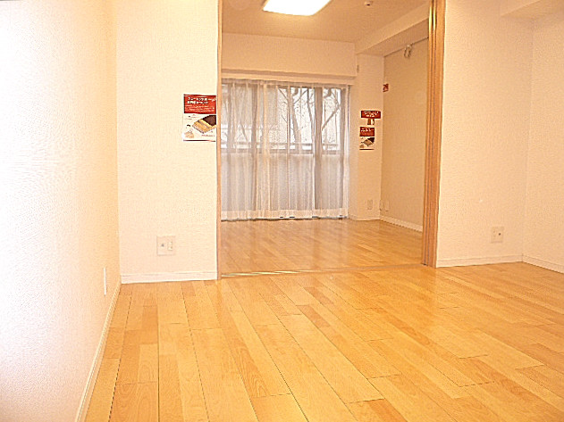 ライオンズマンション白金第2　ダイニングキッチン　8.1帖