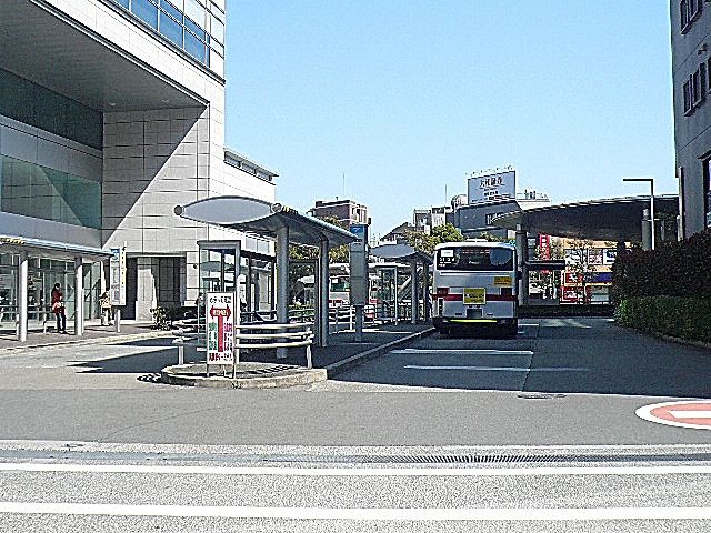 北口バスロータリー