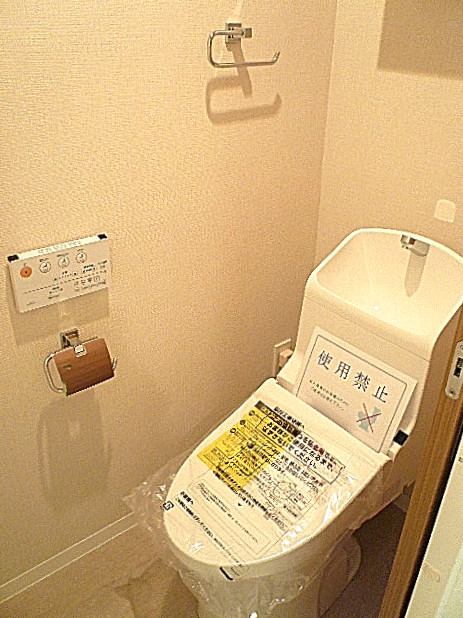 ウォシュレット付トイレ