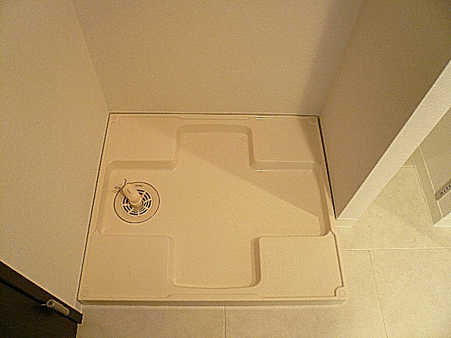 ジェイパーク目黒東山　洗濯機置き場