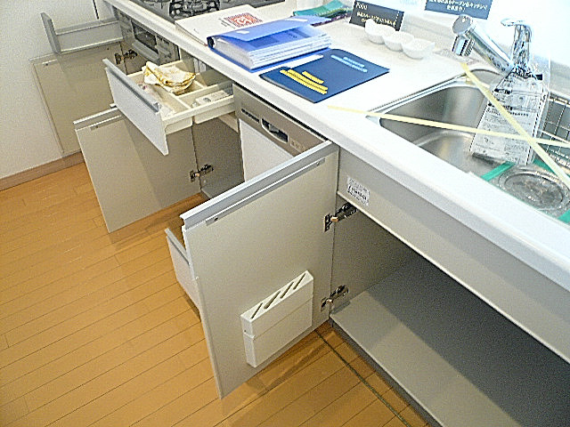 キッチン　収納