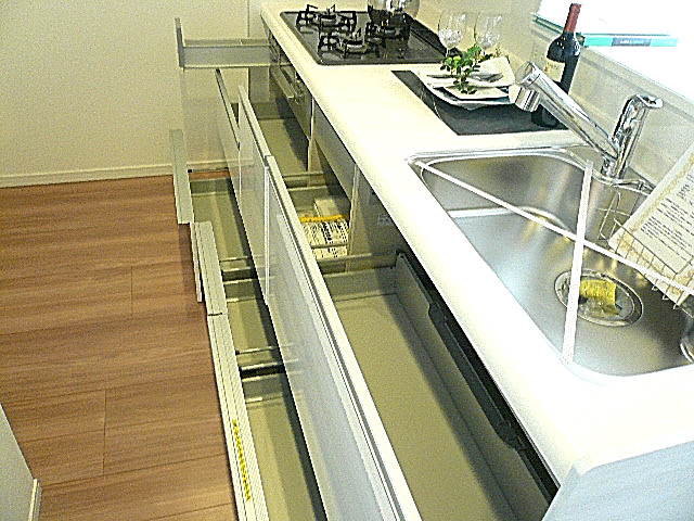 キッチン　収納