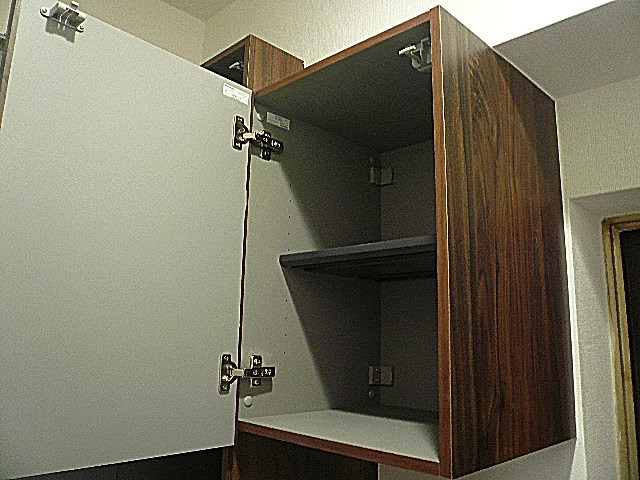 六本木ハイツ　玄関収納　801