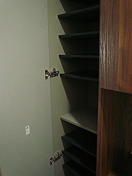 六本木ハイツ　玄関収納　801