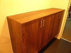 マンション池尻　カウンター付玄関収納