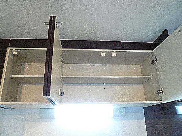 マンション池尻　吊戸棚