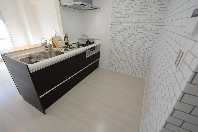 秀和若林レジデンス キッチン