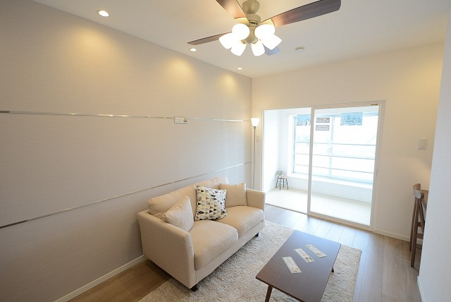 ハヤマビル 洋室②