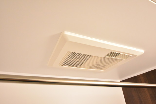 ニューライフ西早稲田 浴室