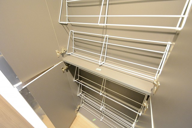 ハヤマビル　玄関