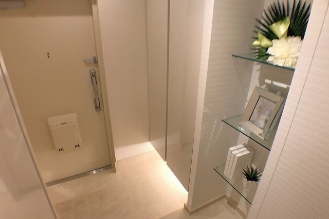 築地永谷タウンプラザ 玄関