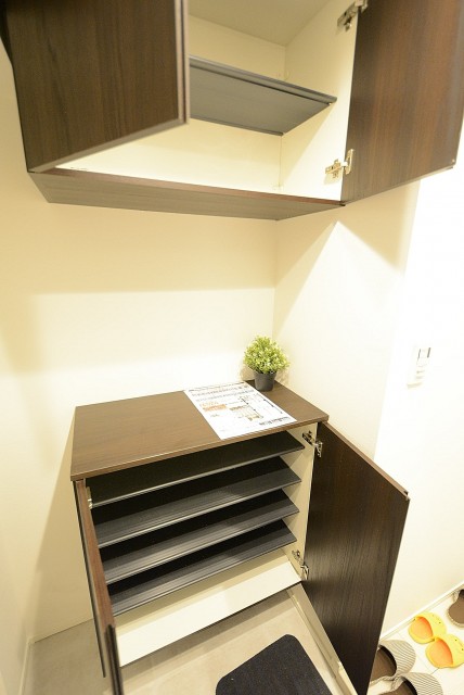 砧スカイハイツ 　玄関