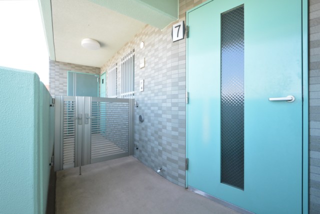 アフェクシオン南烏山 玄関