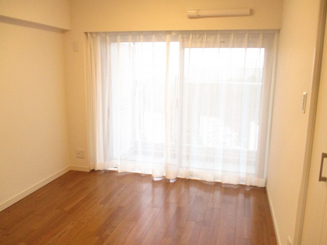 戸山ハイツ 洋室２