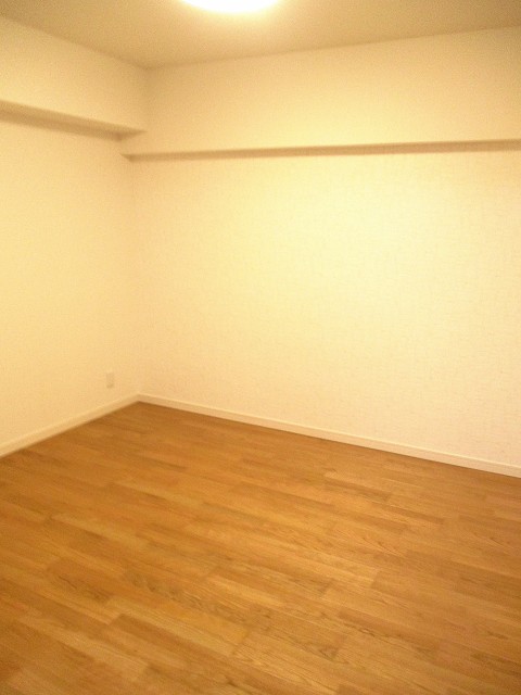 戸山ハイツ サービスルーム