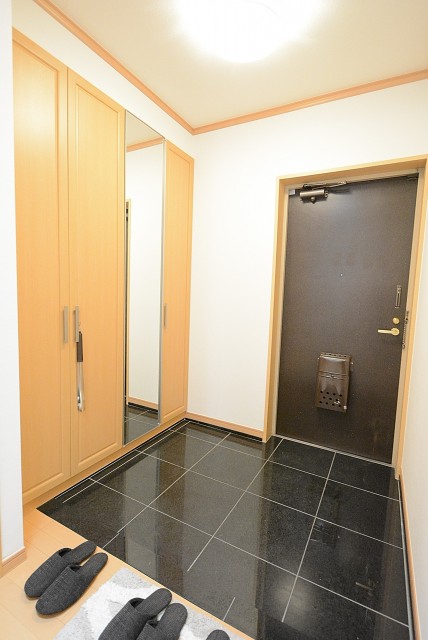 テラス目白 玄関