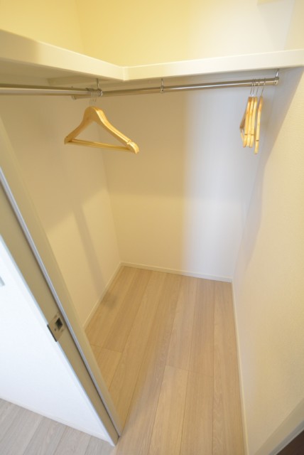 アフェクシオン南烏山 洋室2