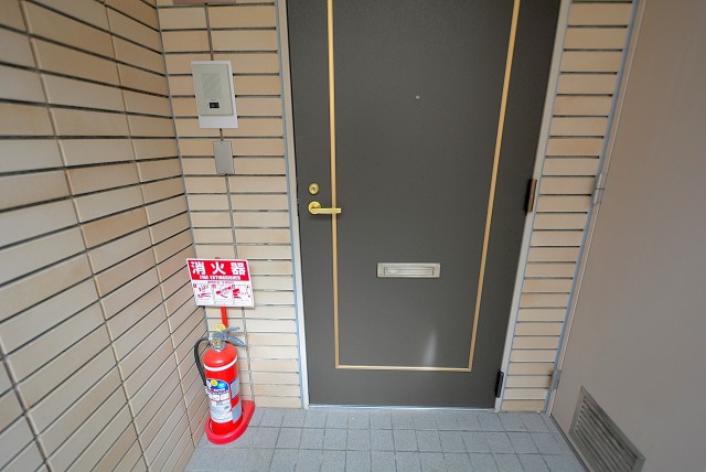 テラス目白 玄関