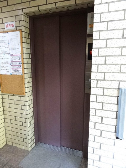 セブンスターマンション三軒茶屋　エレベーター