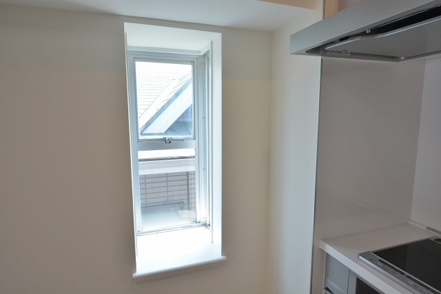 メイゾン西麻布　キッチン出窓404