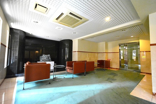 イルサント代々木上原　エントランスホール