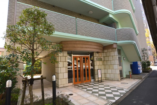 アフェクシオン南烏山　エントランス