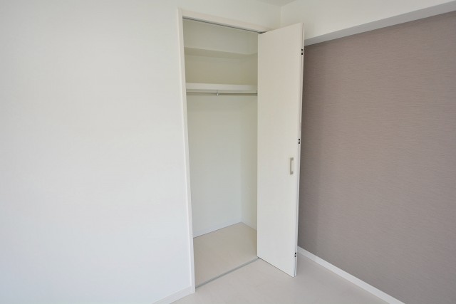 メイゾン西麻布　洋室クローゼット開404