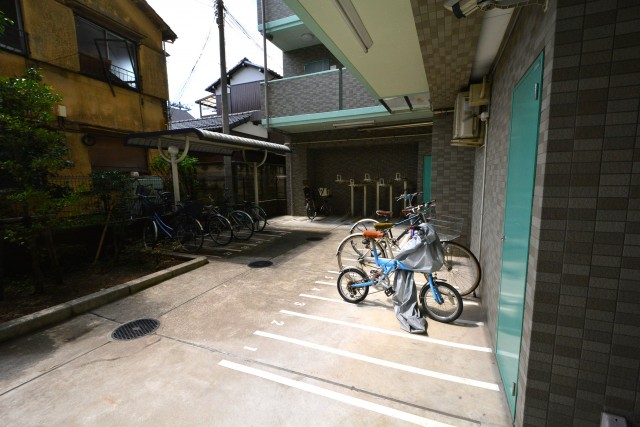 アフェクシオン南烏山　駐輪場