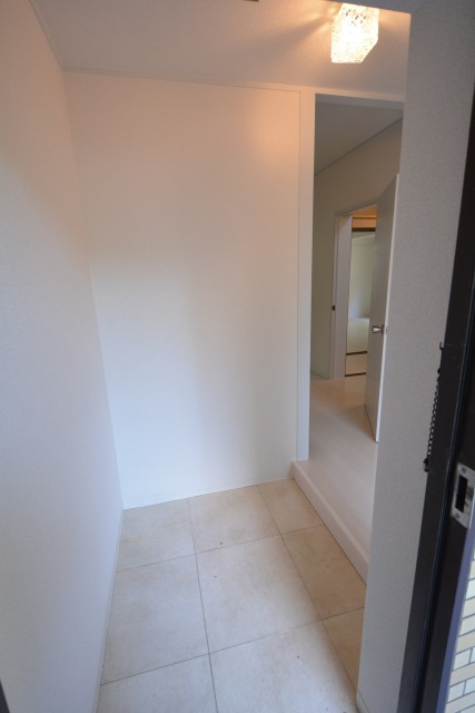 ユニーブル上馬　玄関中107