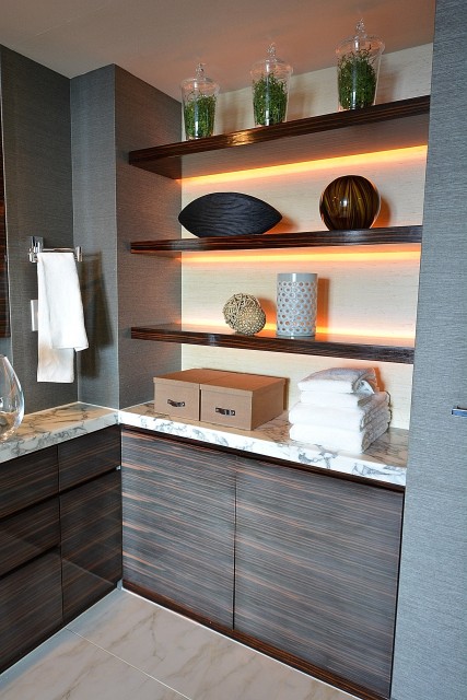 東京ツインパークス・レフトウイング サニタリールーム　棚